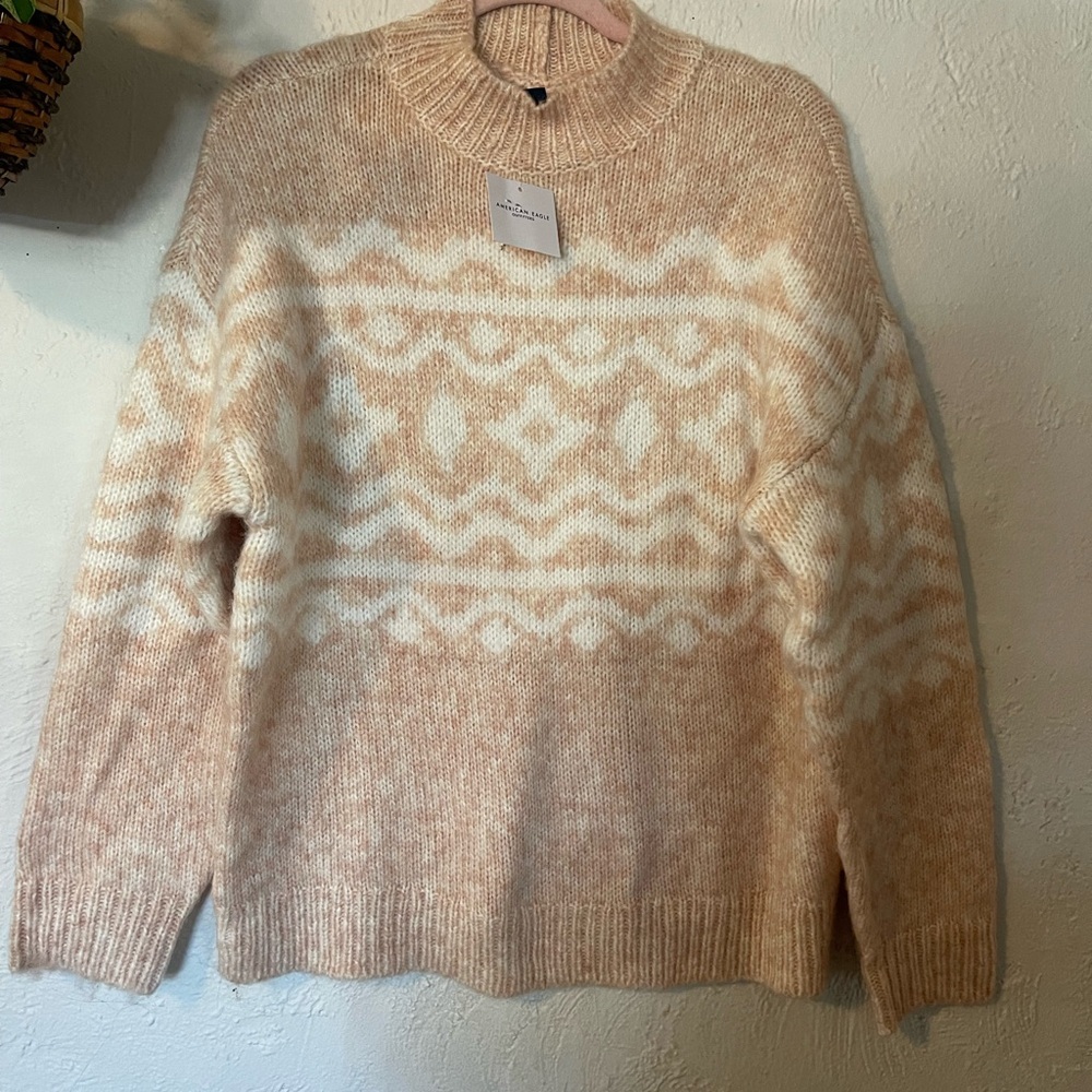 American Eagle Outfitters Sweater